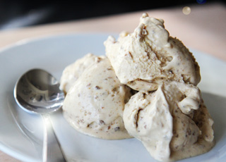 Brown Bread Ice Cream Recipe