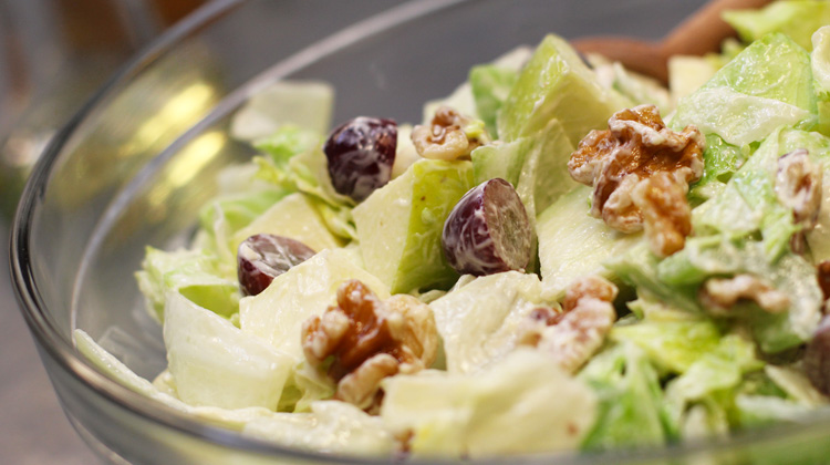 Calories in Waldorf salad