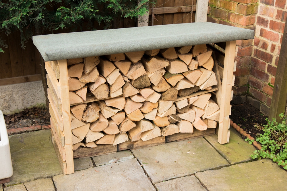 Projects How to make a Pallet Log Store | Warren Nash TV